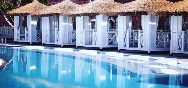 42797539_1956152067826351_3937545262997700608_n